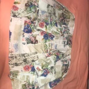 1 kimono, very colorful